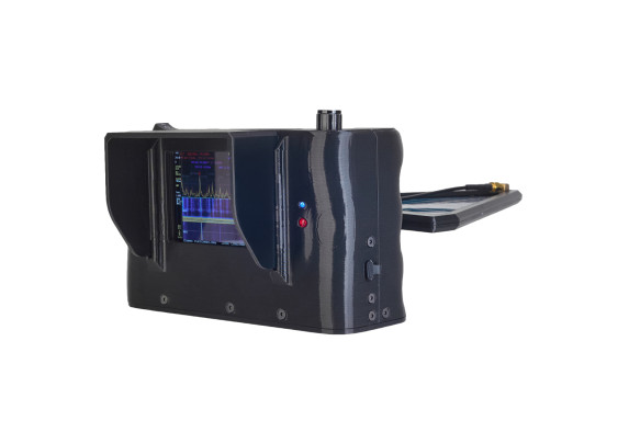 Drone detector and wide-range frequency scanner